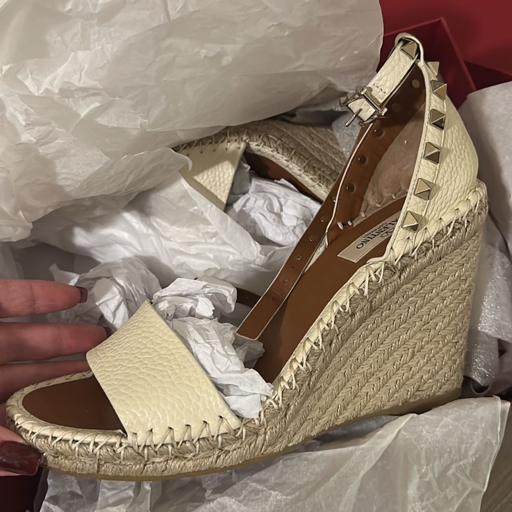 Valentino wedges
